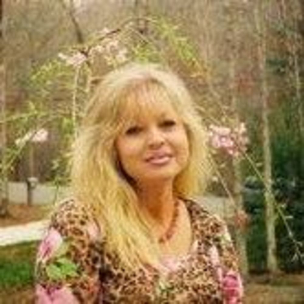 Meet your Posher, Angie